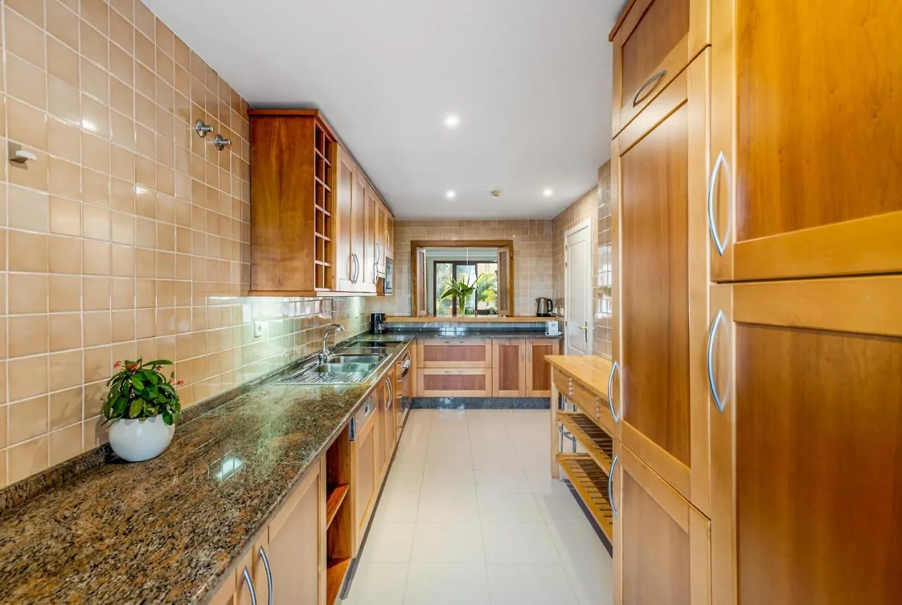 Apartment Apartamento De 2 Dormitorios En Bahia De Alcantara Marbella Spain