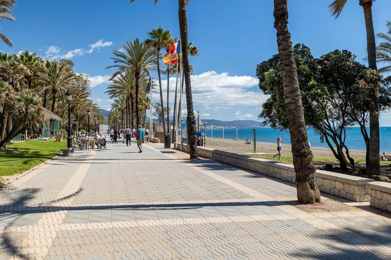 Apartamento De 2 Dormitorios En Bahia De Alcantara Marbella 0*,  Spain